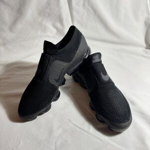 Nike Air VaporMax Moc Tripple Black Mens Size 11.5